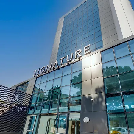 Signature Blue Hotel 5*