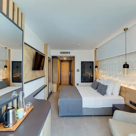 Signature Blue Hotel Kusadası