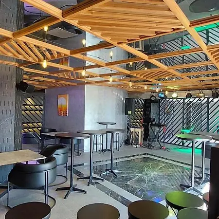 Signature Blue Otel 5*
