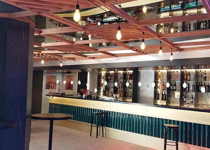 Signature Blue 호텔