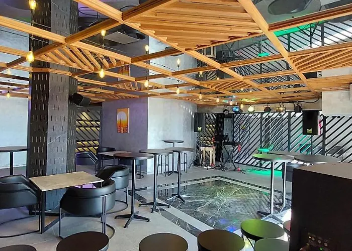 Signature Blue Hotel 5*