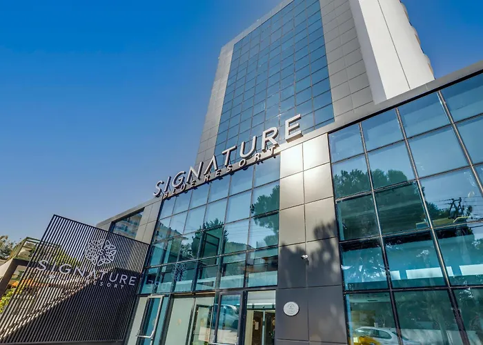 Signature Blue Hotel 5*