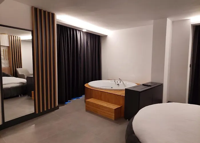 Hotel Signature Blue 5*