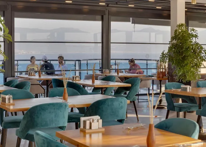 Signature Blue 5* Kusadasi